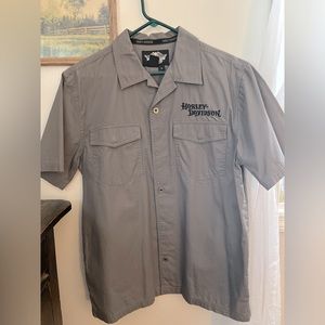 Official Harley Davidson button up short sleeve men’s md